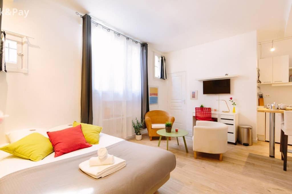 Lulu, Le Studio Du Chateau Apartment Nantes Exterior photo